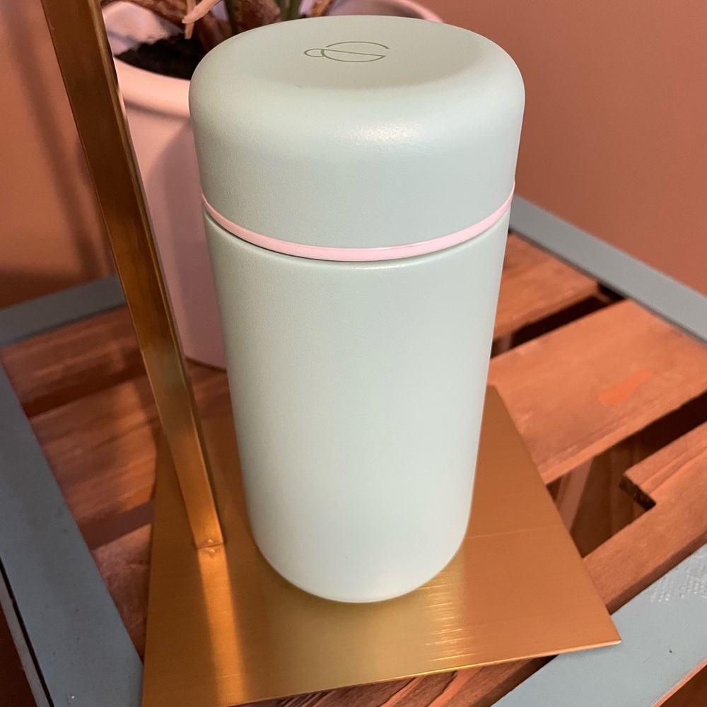 Mint Green Insulated Tumbler (NWT)